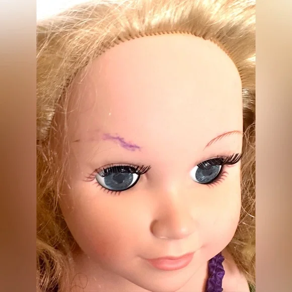 American Girl Cititoy 2013 18" Blonde Hair Blue Eyes Dolls (2) with Clothes - Picture 5 of 9